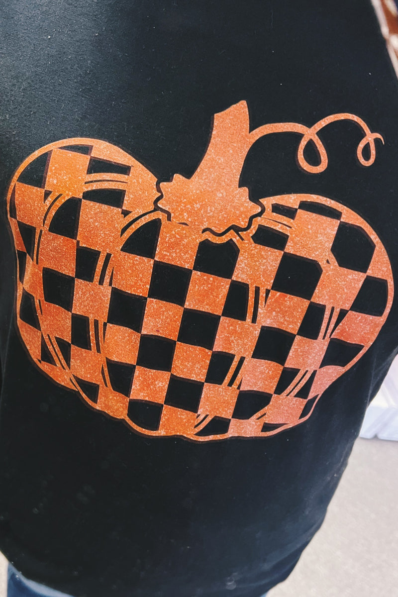 Checkered pumpkin tee